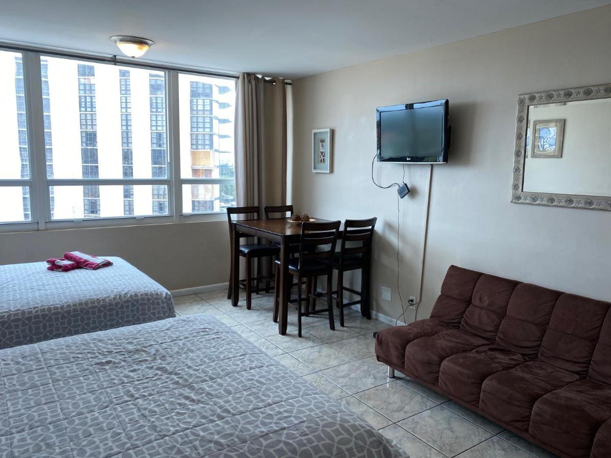 Ocean Front Studio Units Miami Beach Exterior photo