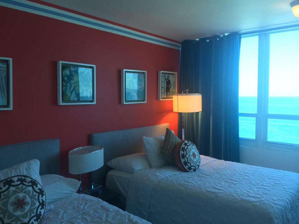 Ocean Front Studio Units Miami Beach Exterior photo