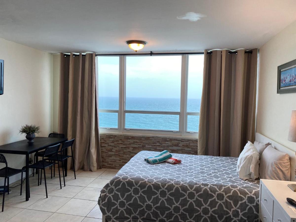 Ocean Front Studio Units Miami Beach Exterior photo